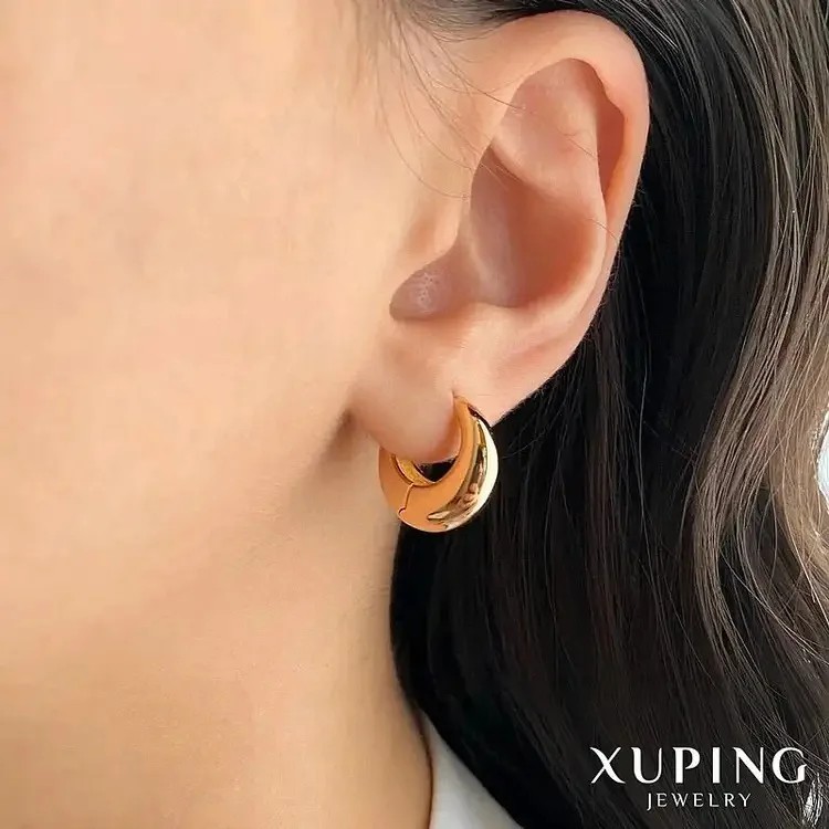 گوشواره حلقه‌ای زنانه طرح ساده اشکی برند ژوپینگ