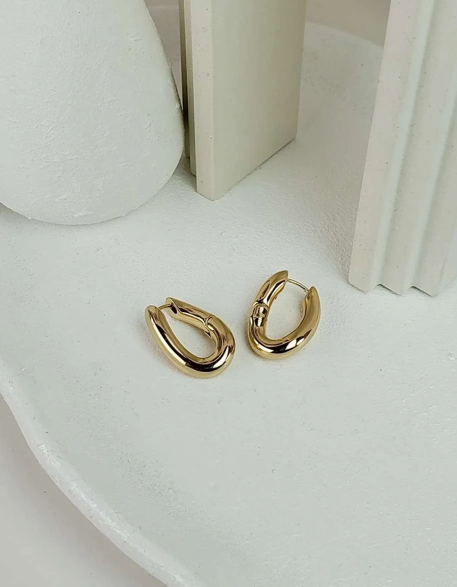 گوشواره حلقه ای زنانه طرح قوس نرم طلایی