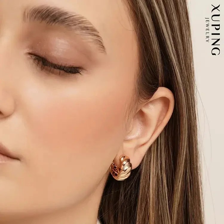 گوشواره حلقهای زنانه طرح کروسان برند ژوپینگ