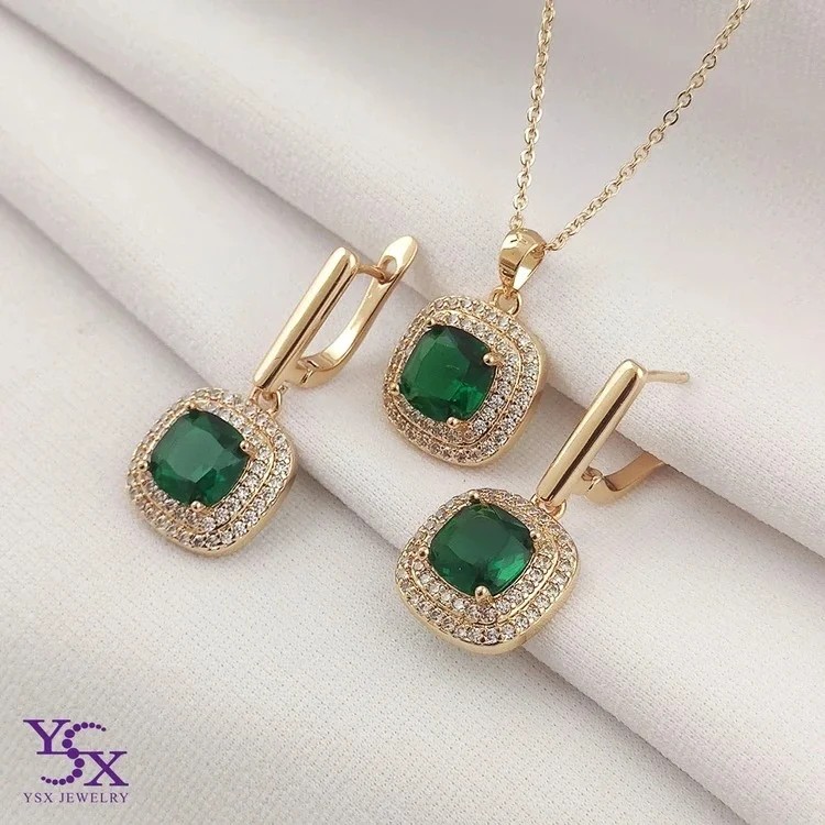 نیمست گوشواره و گردنبند زنانه جواهری طرح زمردی ساحره برند YSX